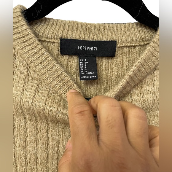 3 For $15‼️ BUNDLE & SAVE Forever 21 Brown Long Sleeve Size S - Picture 3 of 6